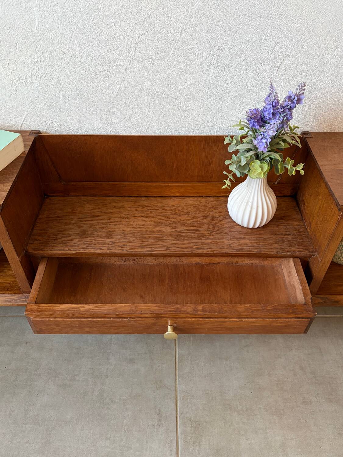Enfilade basse vintage peu profonde