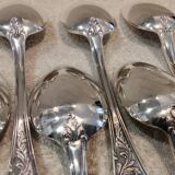 12 silver-plated metal soup spoons, Ercuis Dubarry model.