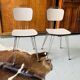 2 chaises formica - pieds Eiffel