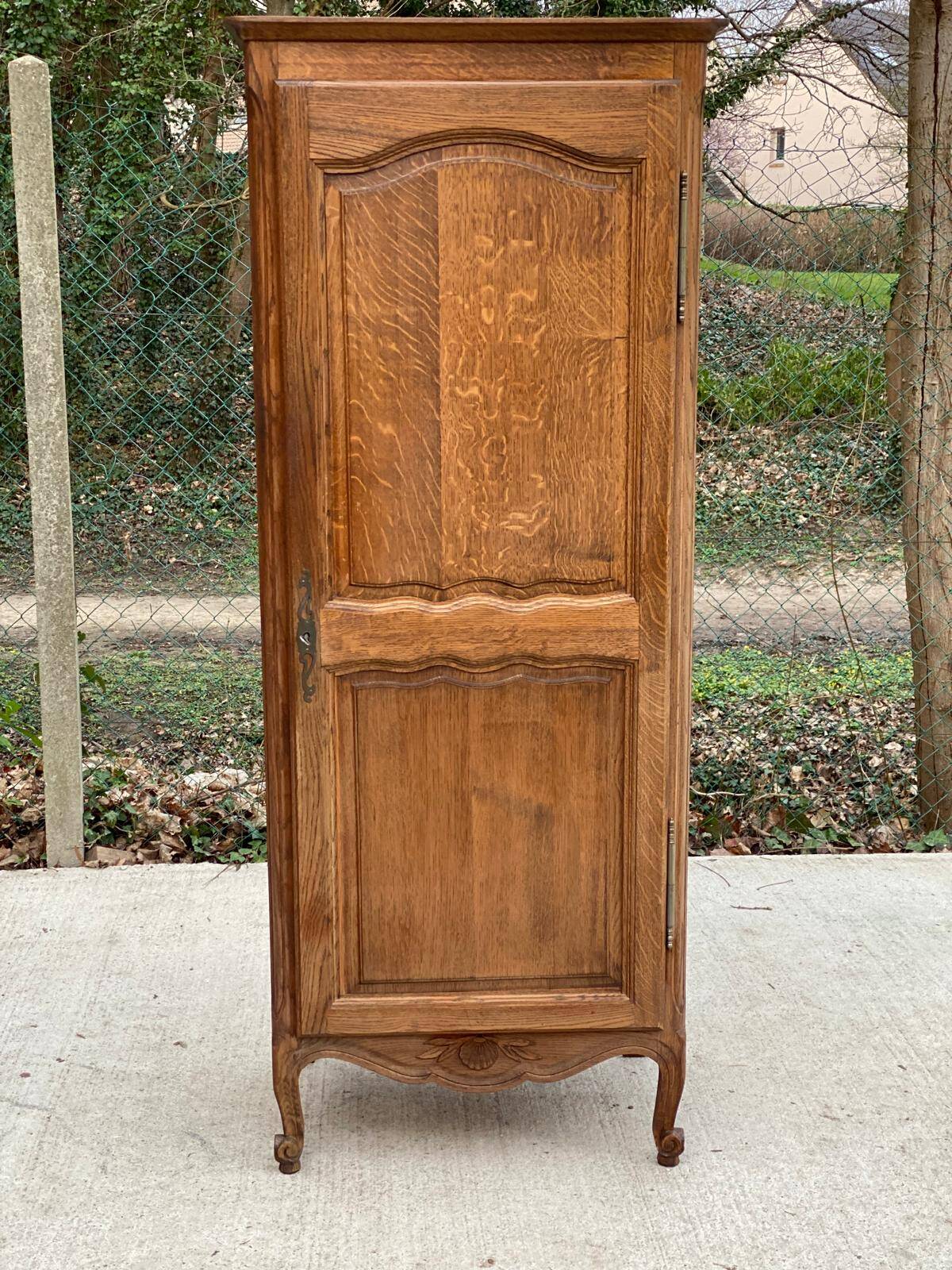 Louis XV solid oak boarding school wardrobe with rod