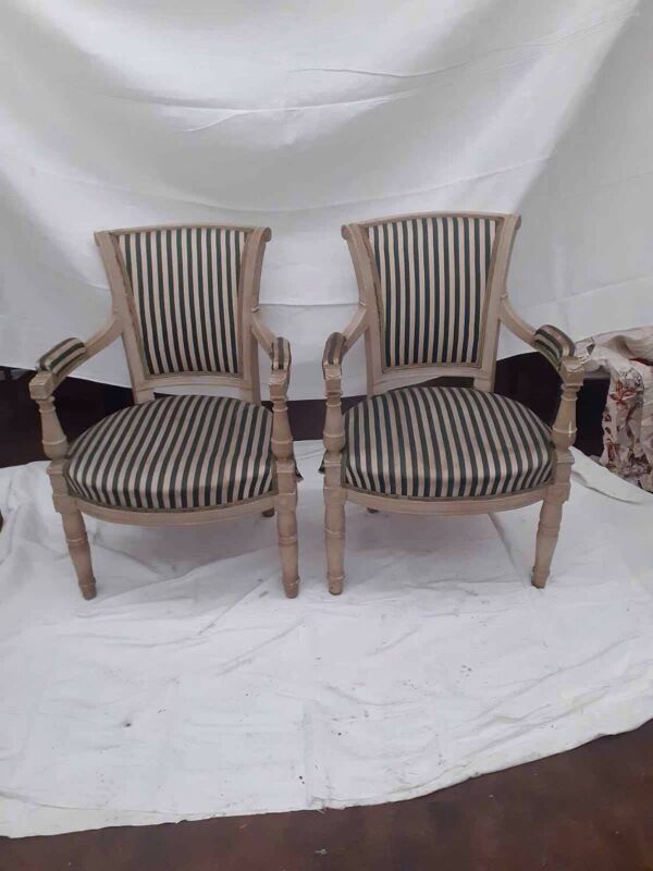 Fauteuil directoire de style Louis XVI
