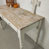 Console patinated