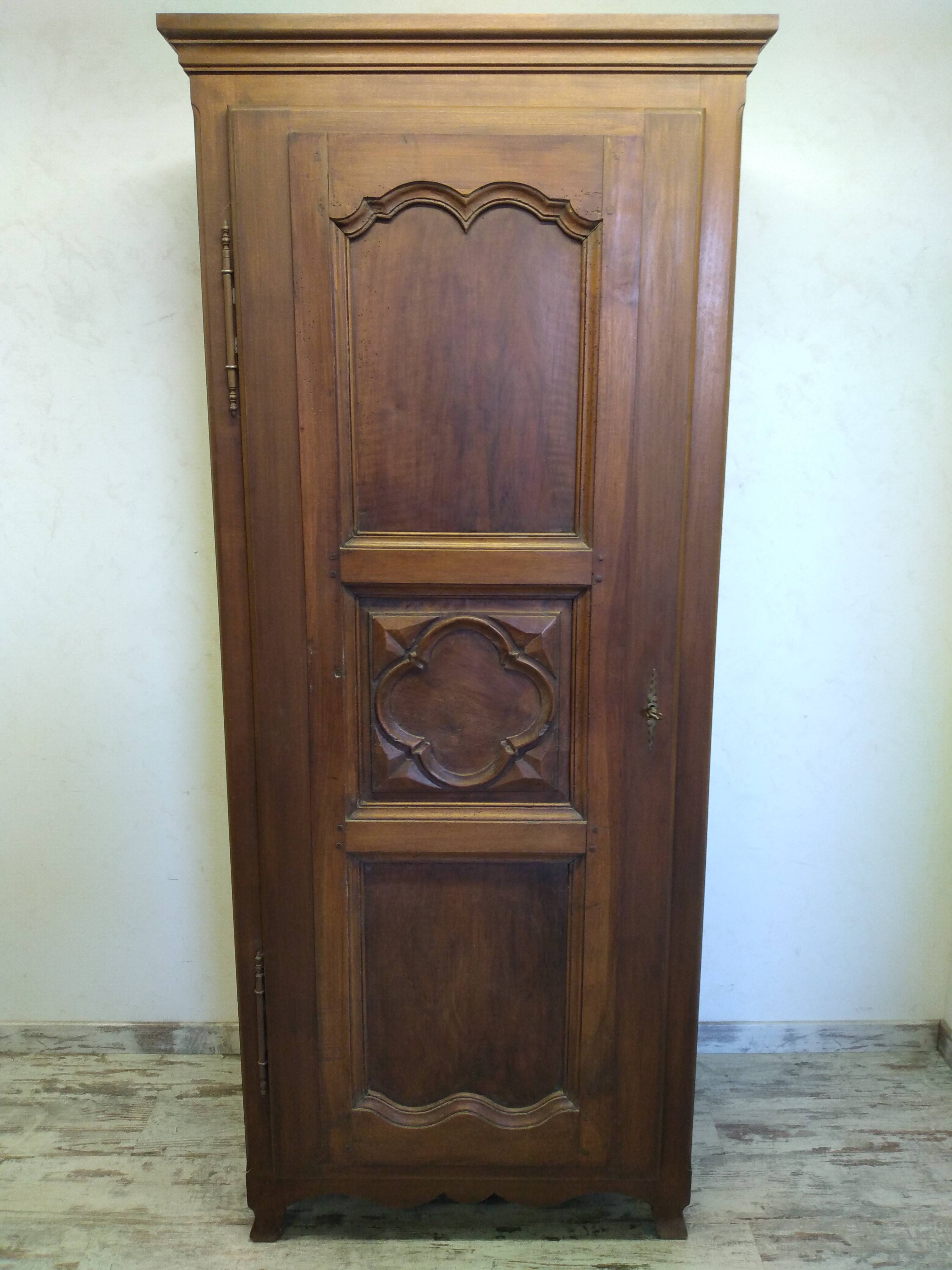 Wardrobe an old door - standing man