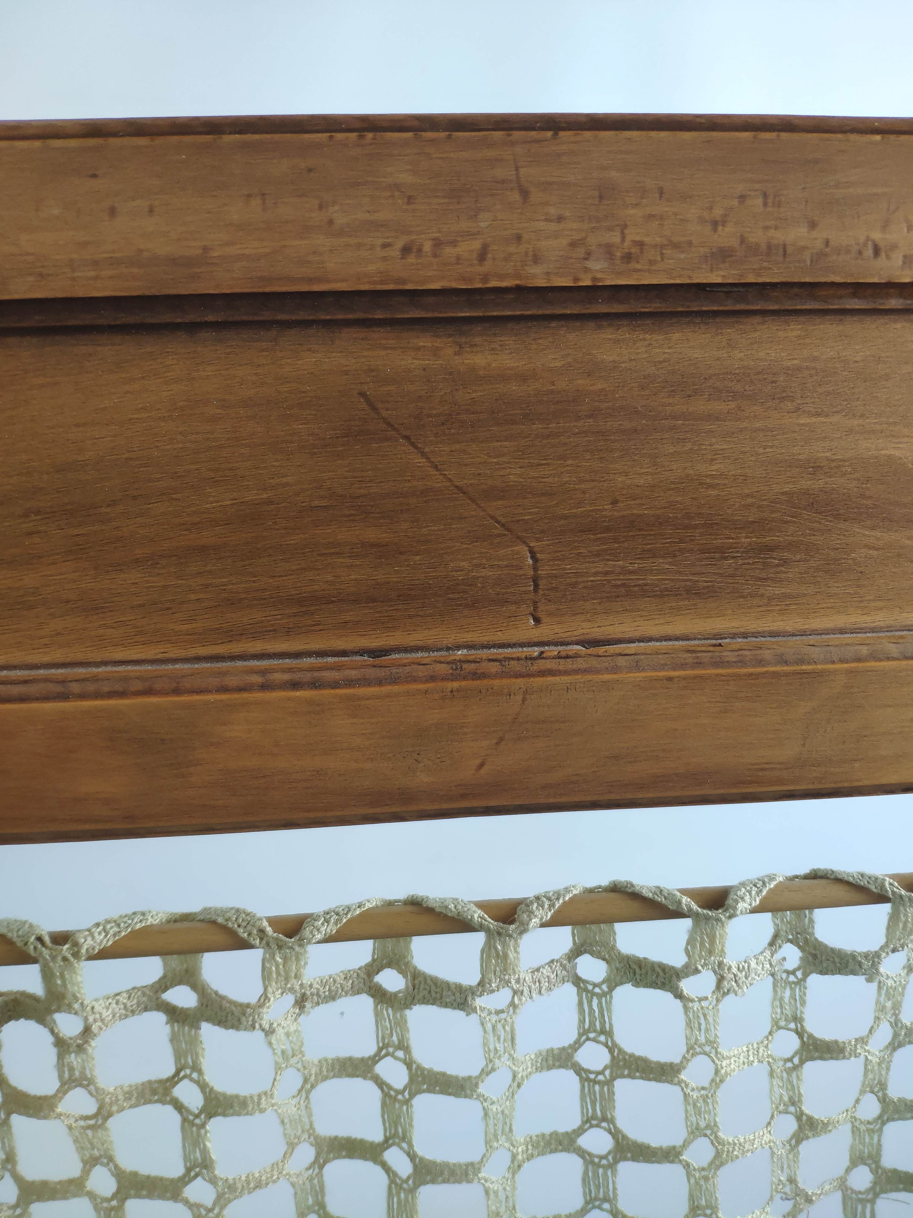 Vintage screen