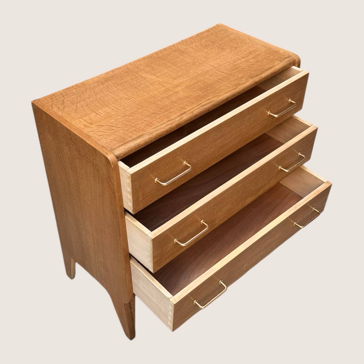 Renovated vintage chest of drawers