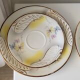 2 x breakfast set for one person (cup + saucer + small plate)