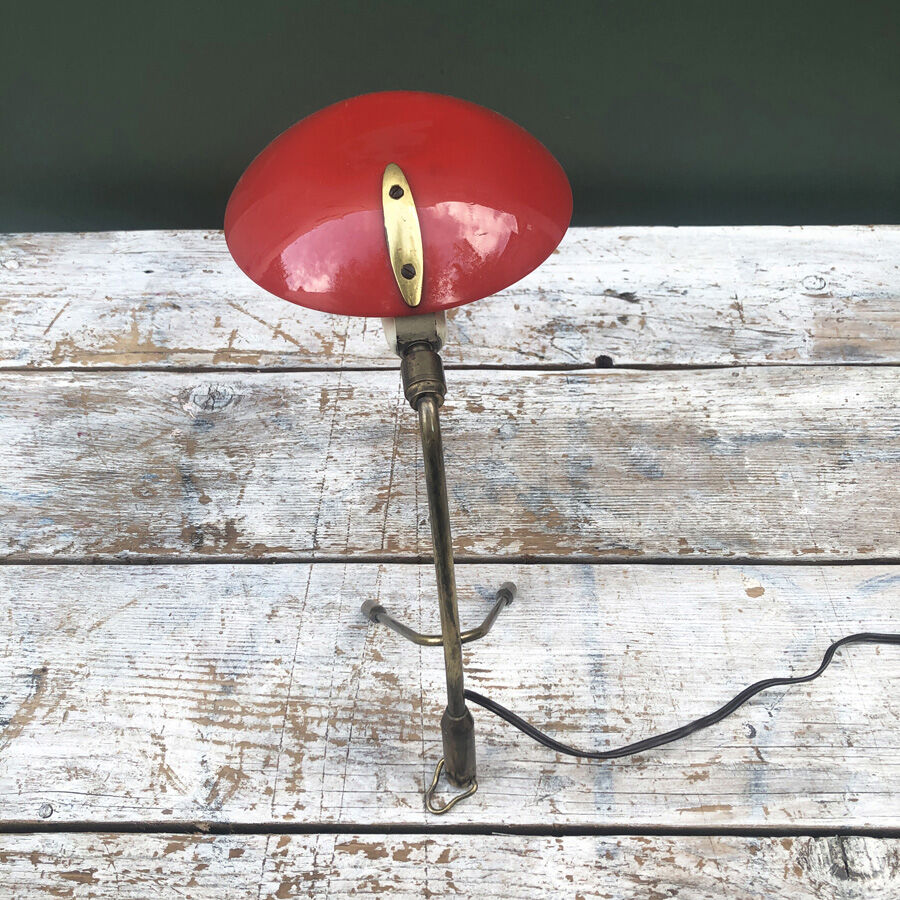 Lamp to lay 50s tripod