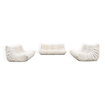 Ligne Roset Togo 3 places et 2 x 2 places en velours côtelé beige
