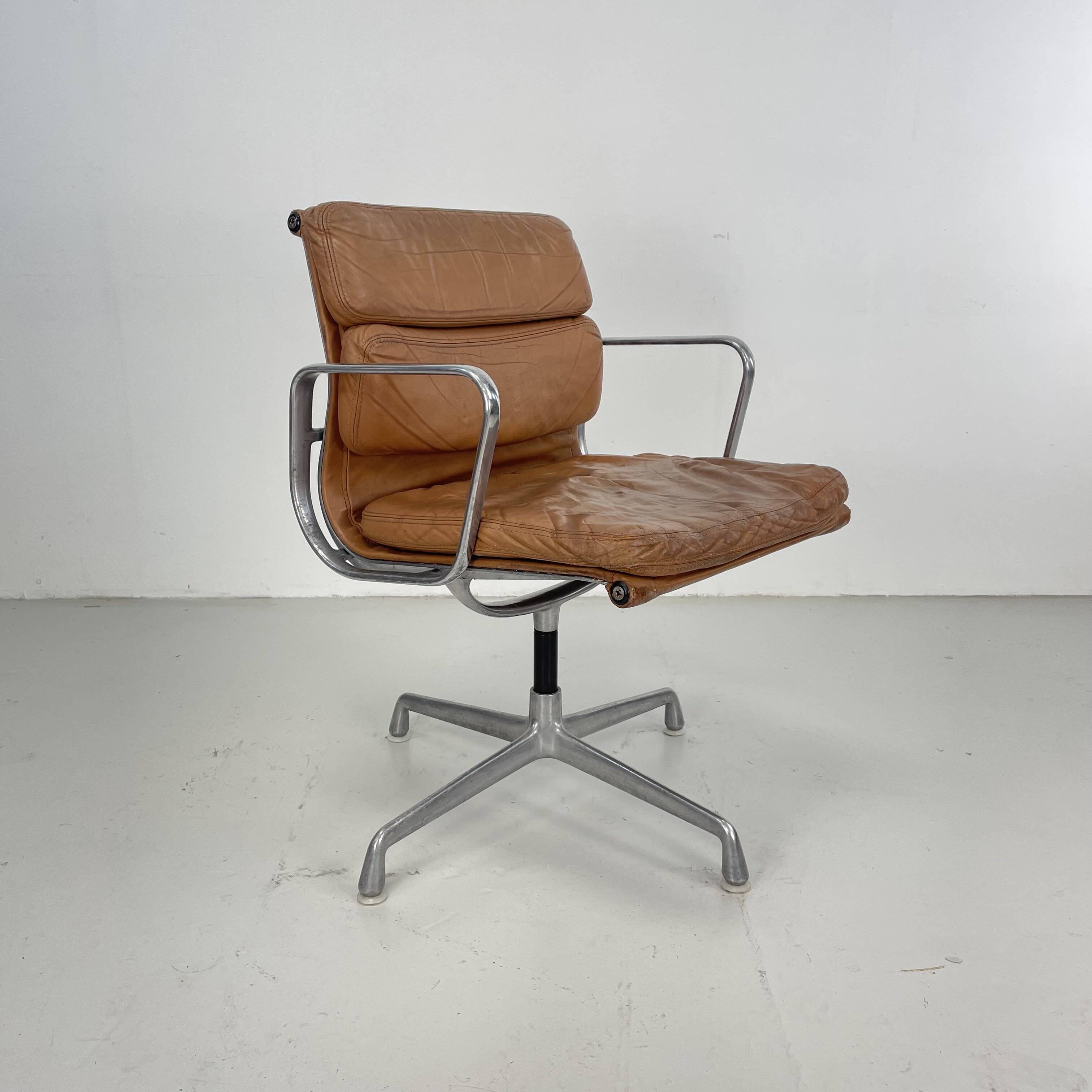Eames Herman Miller tan / camel leather Soft Pad Group chair