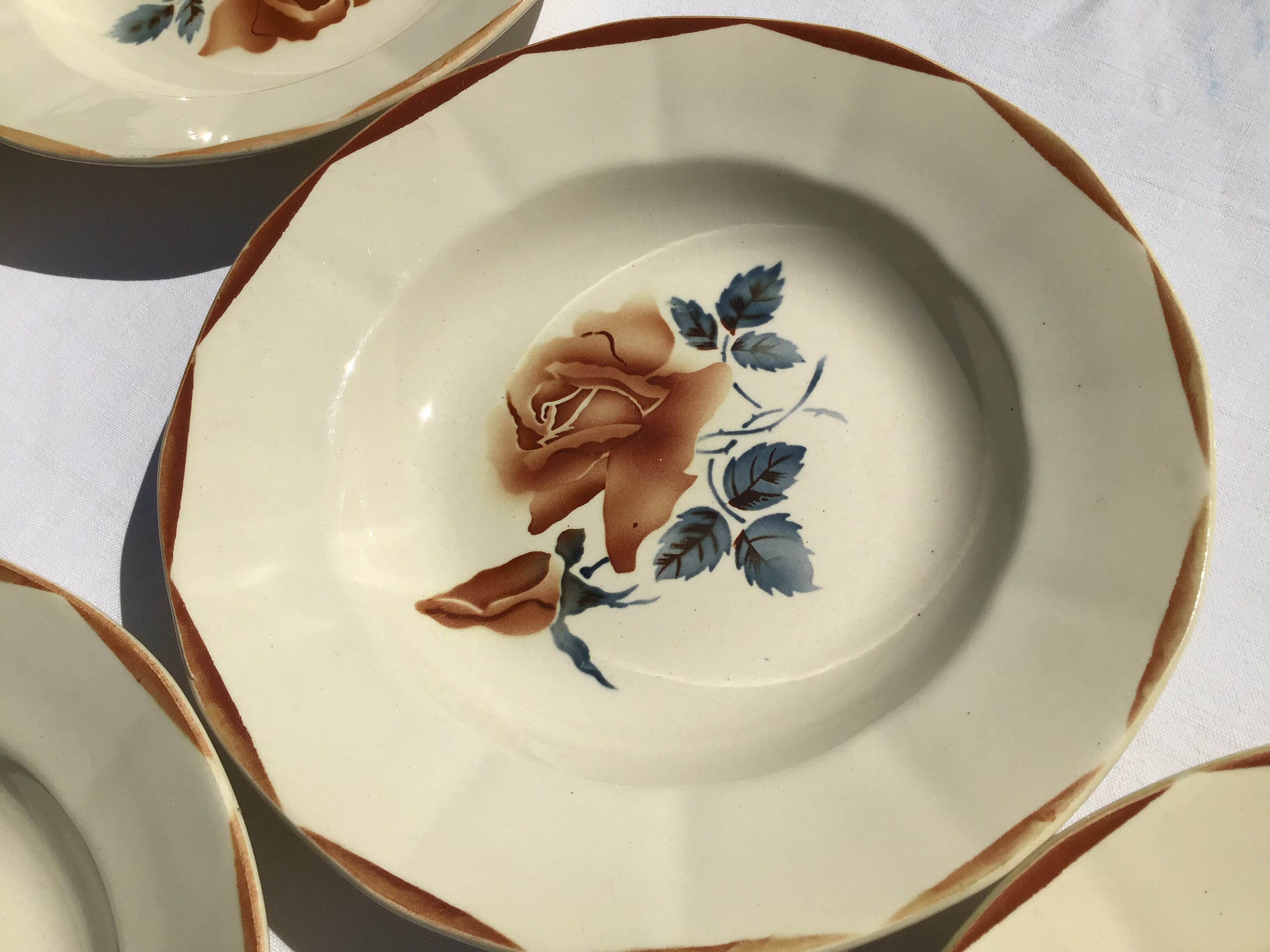 6 Digoin beige caramel edge hollow plates