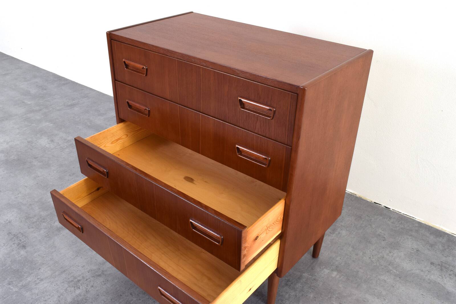 Danish teak chest of drawers from the 1960s.