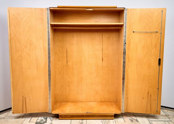 Armoire Art Déco par Jindřich Halabala, années 1960, Tchécoslovaquie