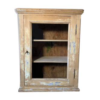 Old-seeded patina wall display