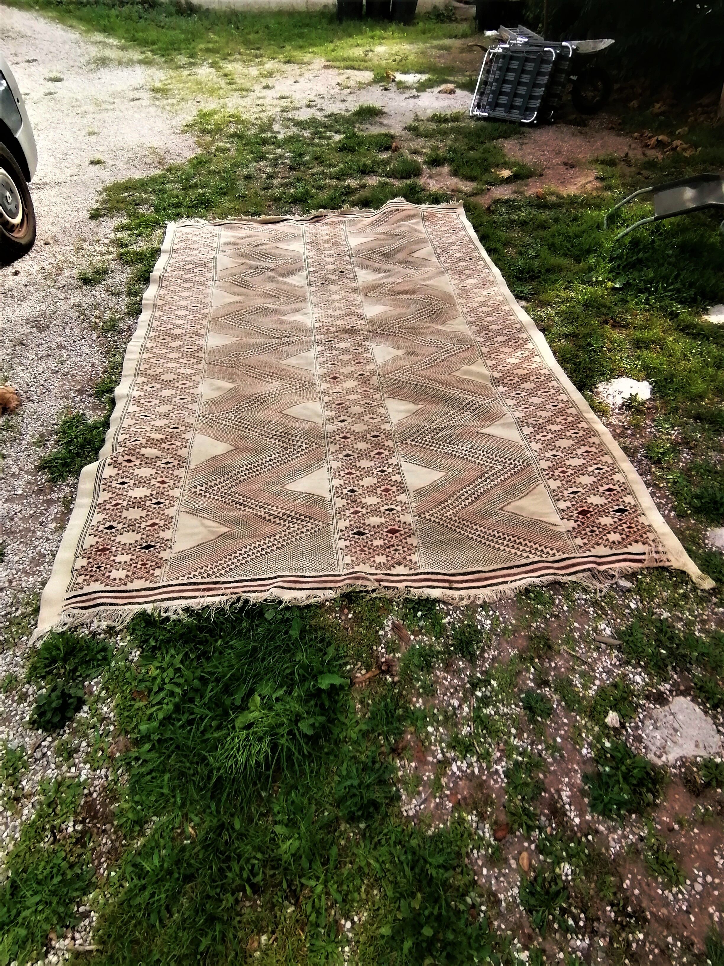 -oriental carpet. kilim. north africa. (305 x 200)