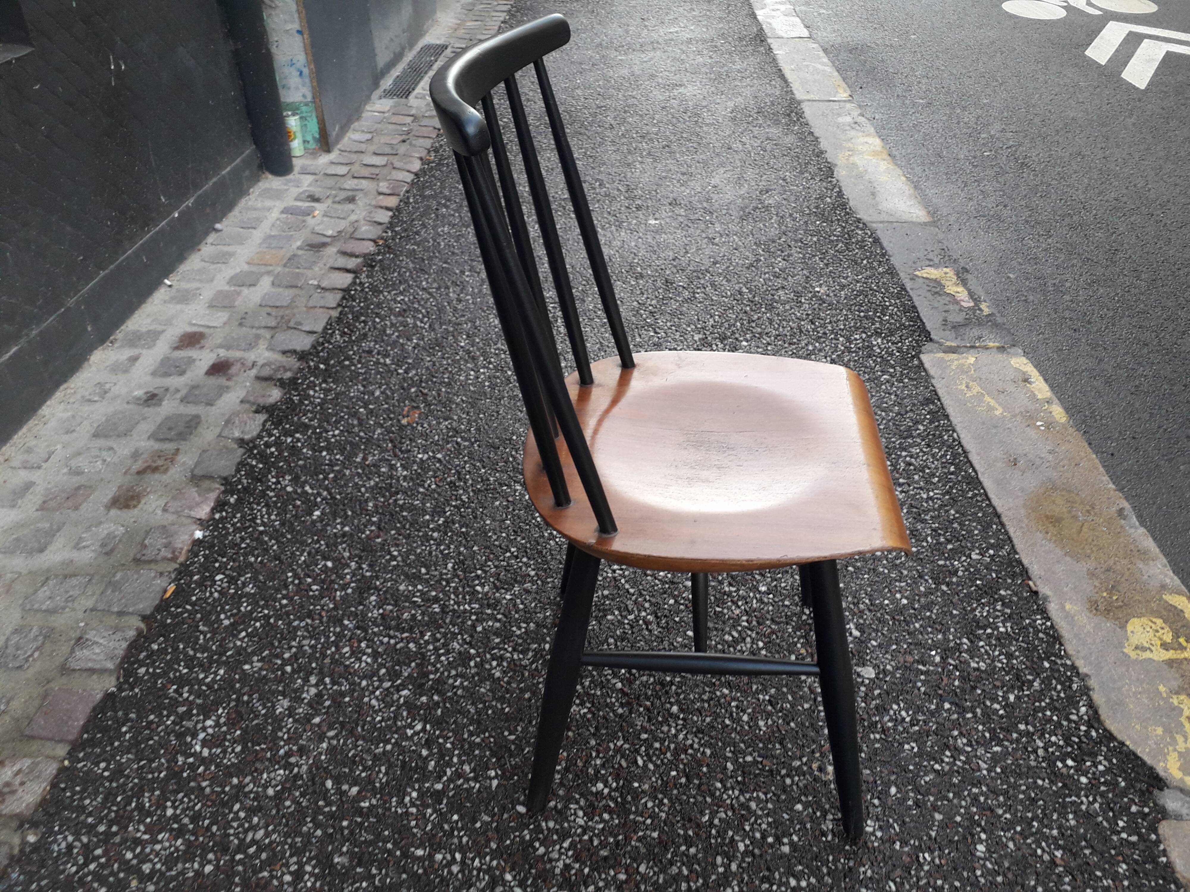 Chaise scandinave fanett par Ilmari Tapiovaara