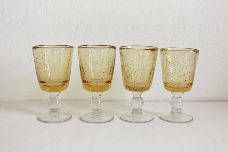 4 verres à pied en verre bullé jaune vintage