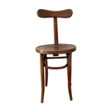 Wooden bistro chair, atypical backrest with pyrogravure on the seat.