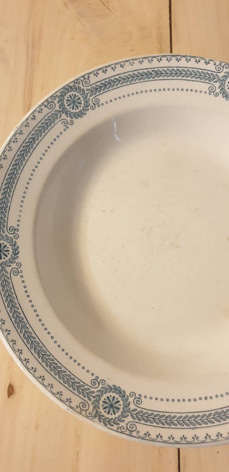 Assiette creuse, service "Carina" de Sarreguemines