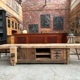 Huge workbench at the beginning of the 20th century transformed into a TV unit