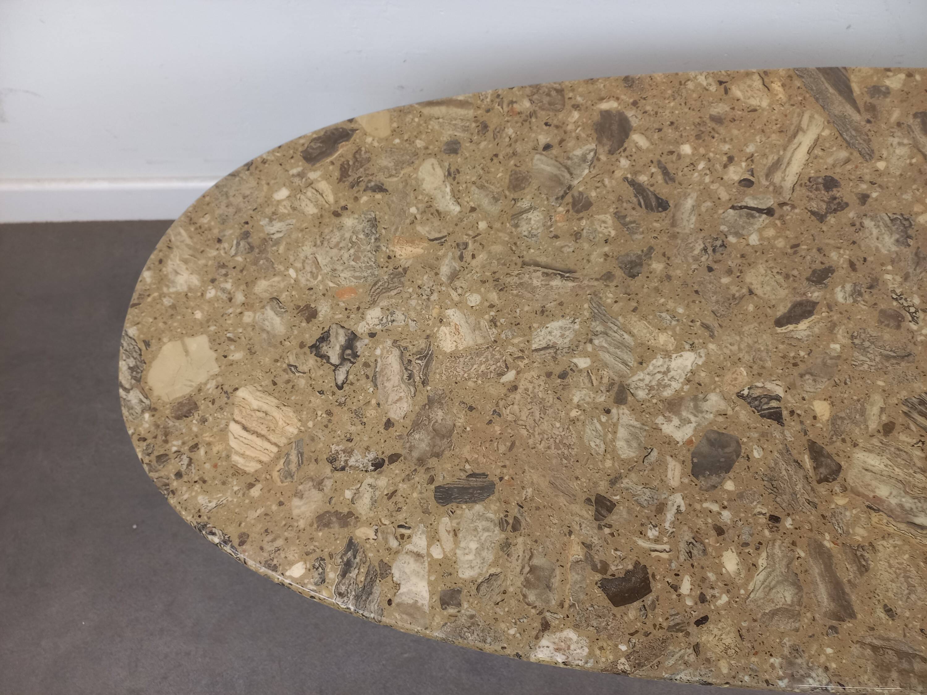 Vintage coffee table in reconstituted stone