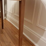 Round table with flaps