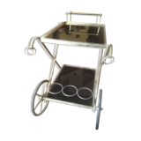 Serving table