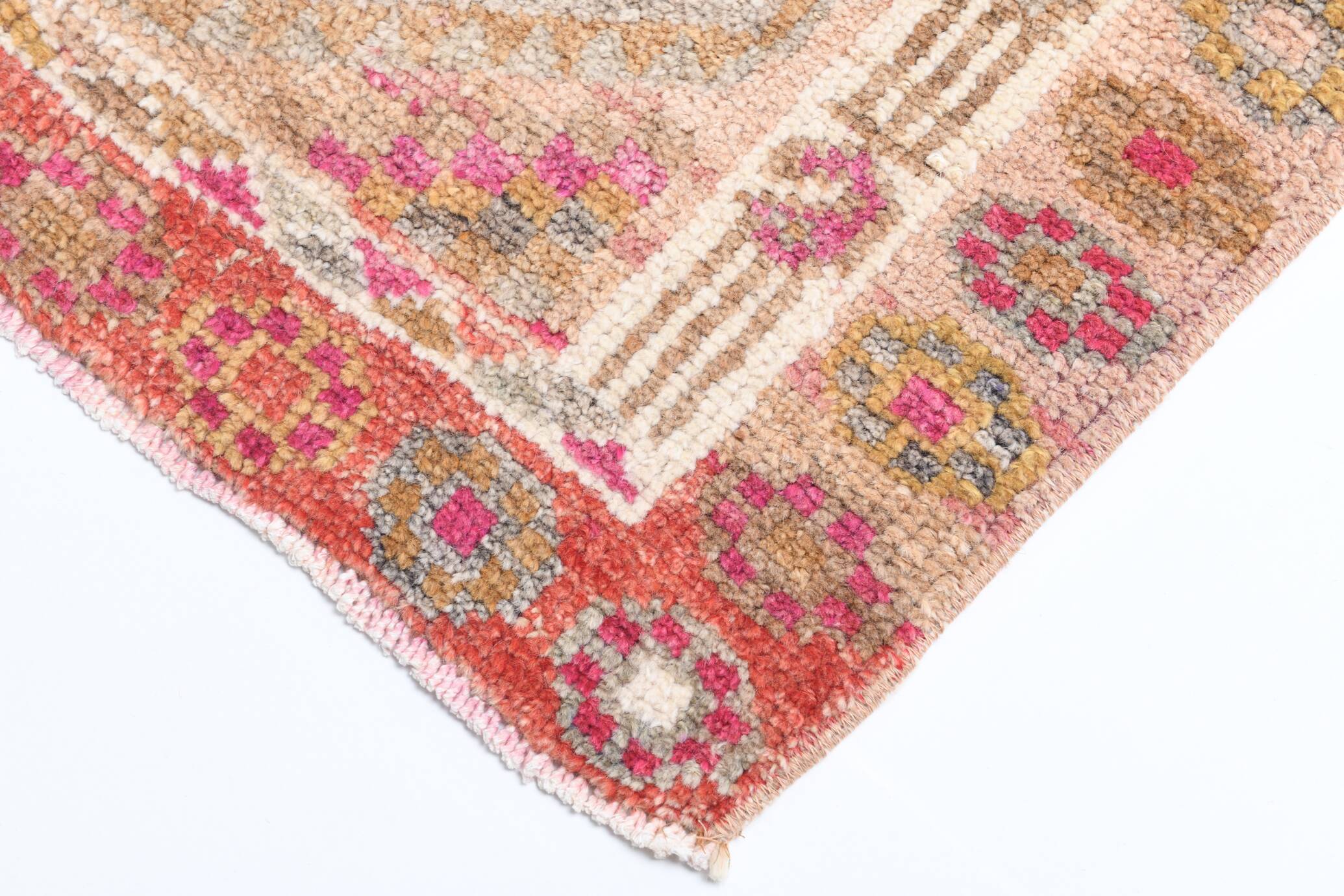 Shades Of Pink Cream Vintage Runner Rug, 85x330Cm