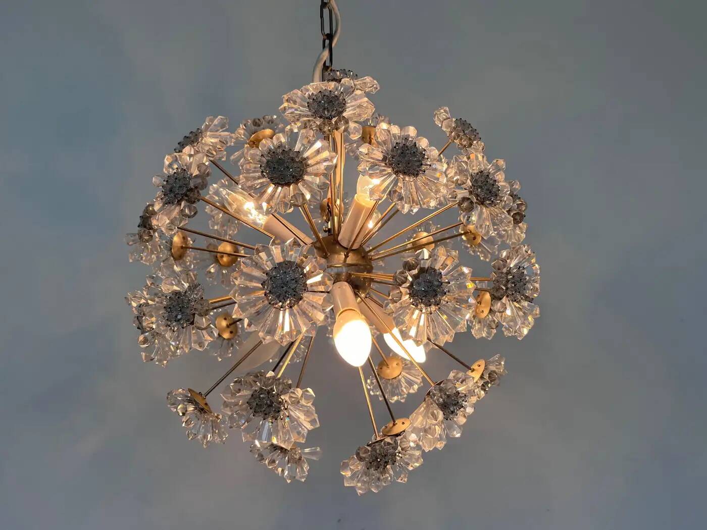 Design glass Emil Stejnar style Sputnik / Dandelion chandelier, 1970s