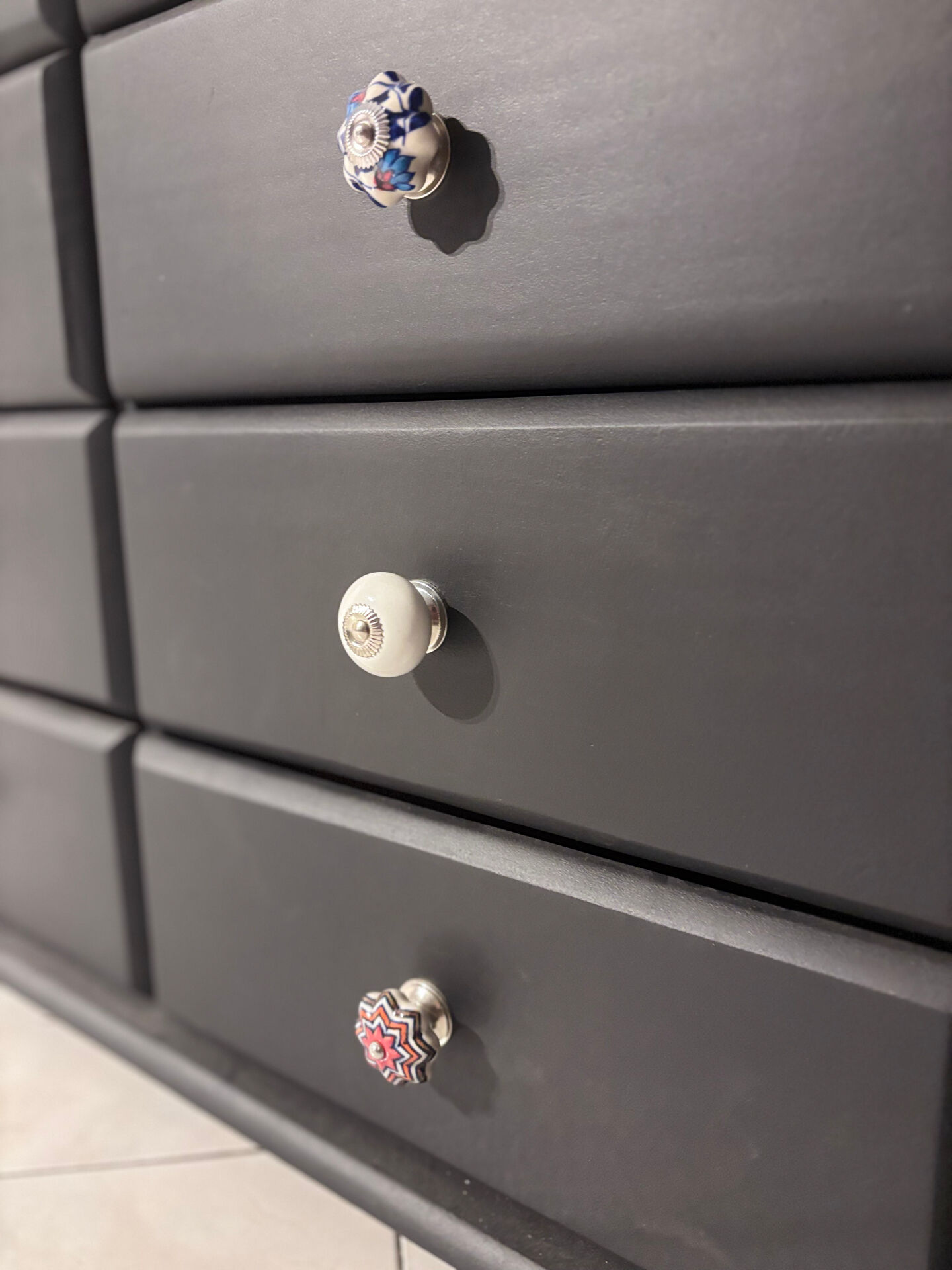 Buffet / commode completely revamped – unique piece – numerous drawers