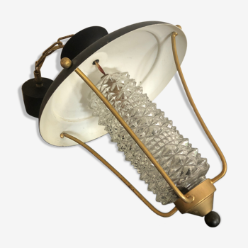 Lantern suspension
