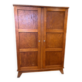 René Gabriel designed wardrobe shoulder reconstruction.