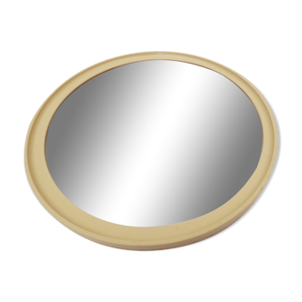Round mirror, plastic tower of greige color year 70