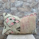 Magnifique coussin Kilim berbère vintage du Maroc