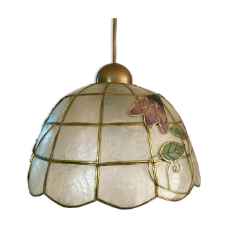 Mother-of-pearl suspension lamp