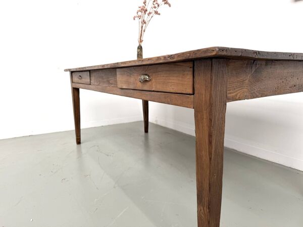 Table de ferme en pin aux pieds fuseaux, années 50