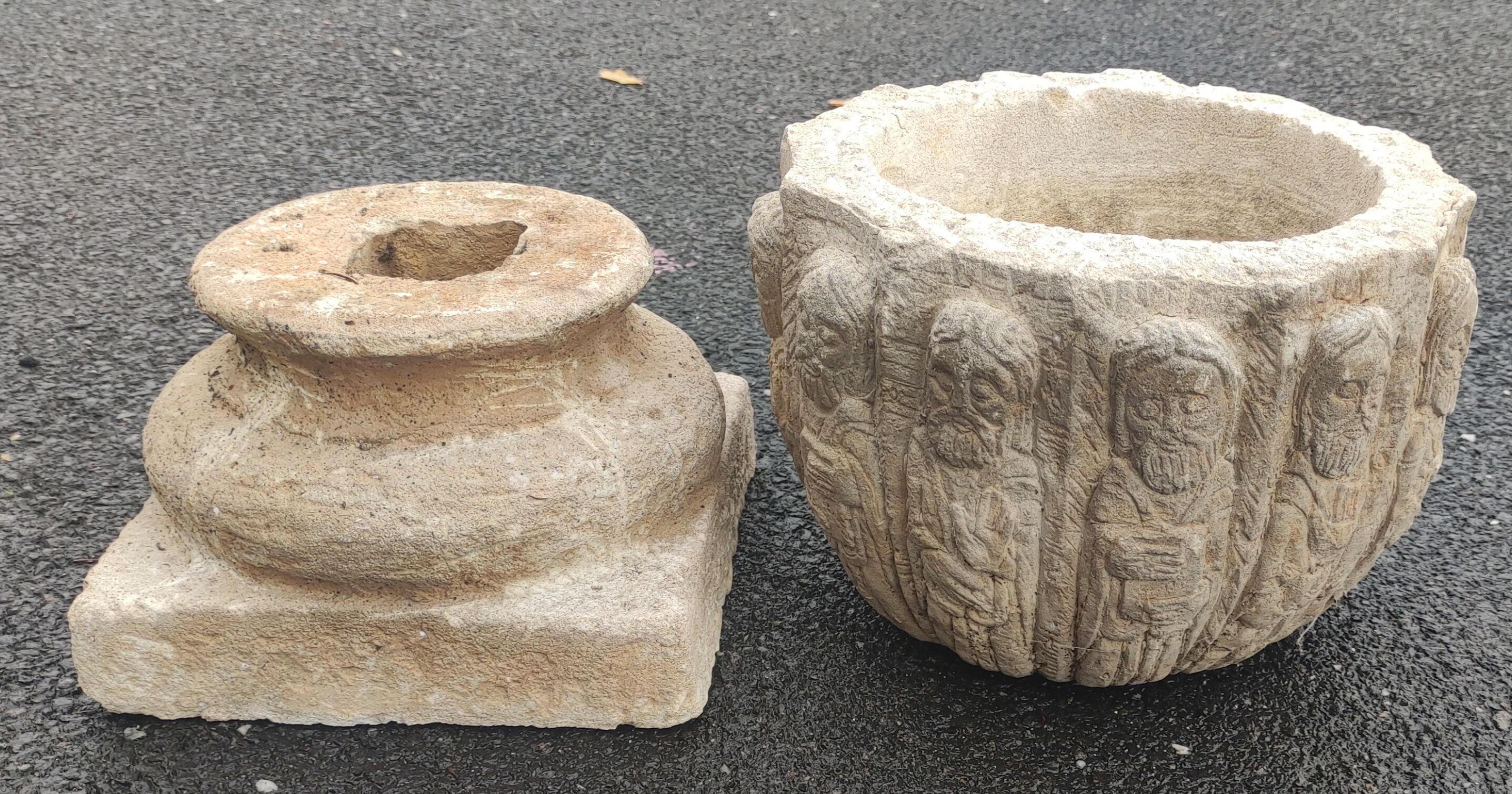Old pot d exterior decoration knights