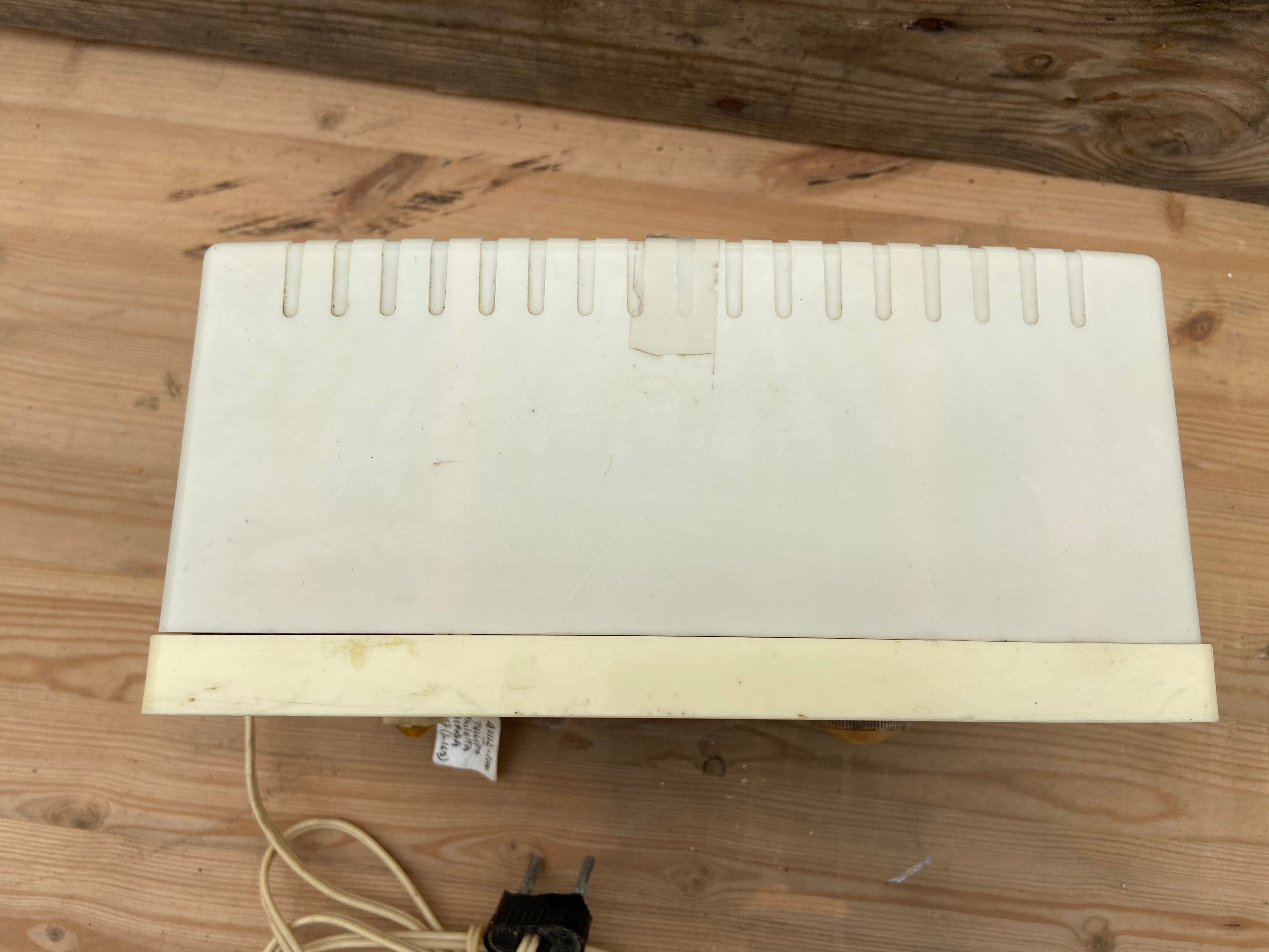 Authentic Radiola Radio