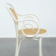 Chaise de bistrot blanche vintage avec accoudoirs, style Thonet