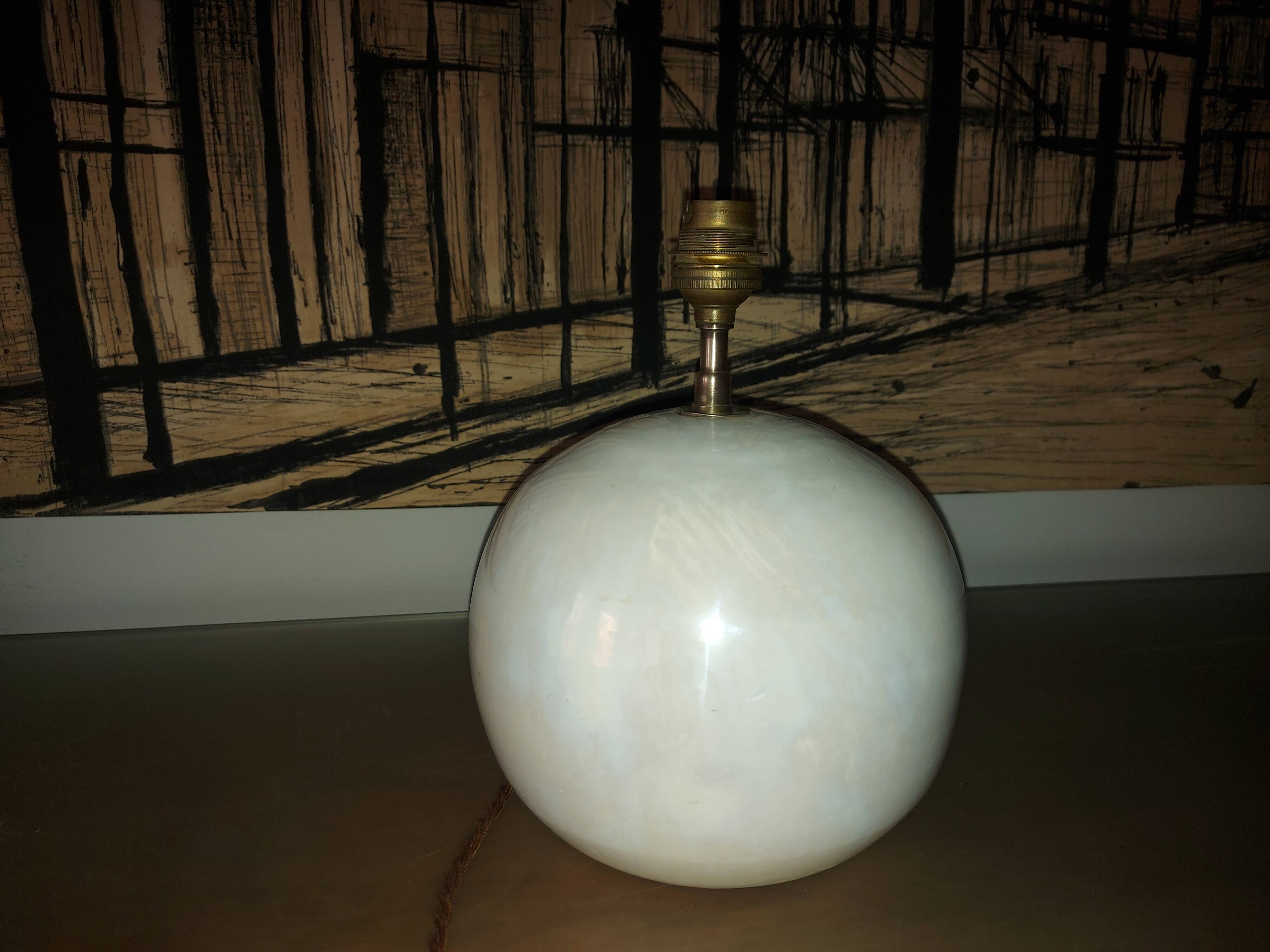 Ceramic lamp foot, iridescent white