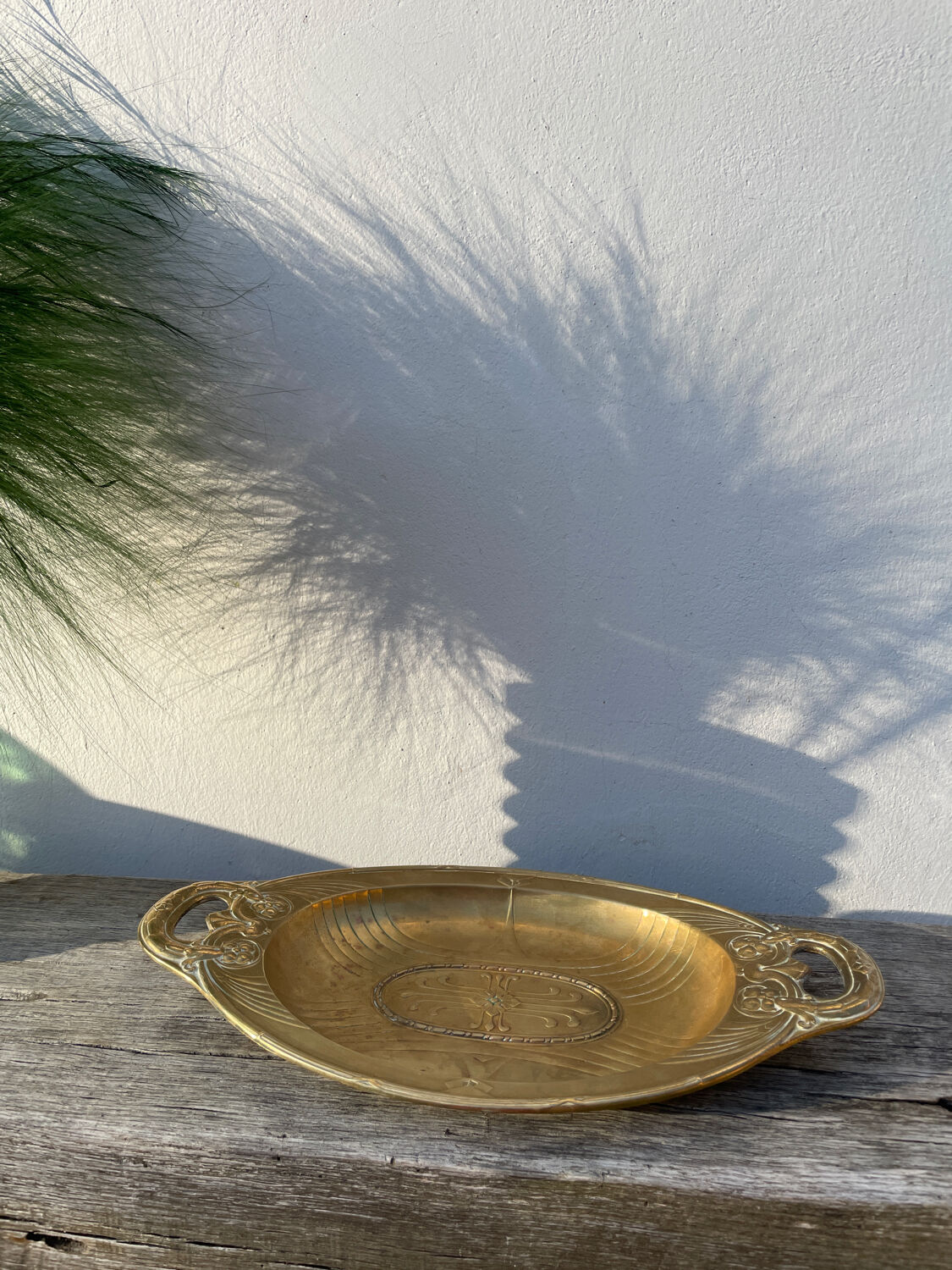 Art Deco oval silver-plated metal dish