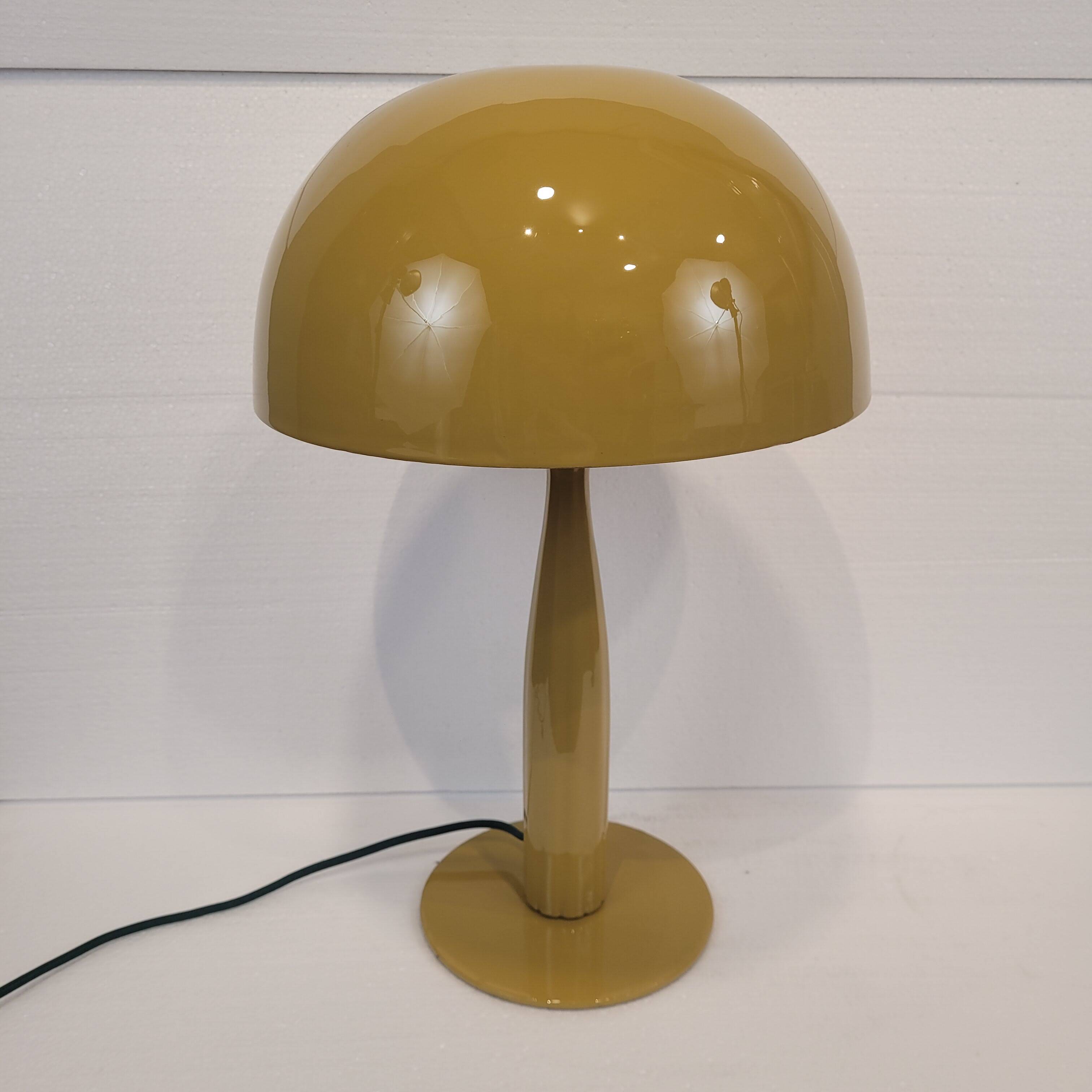 Pareja table lamps, Metal, Color mostaza, s. XXI – France