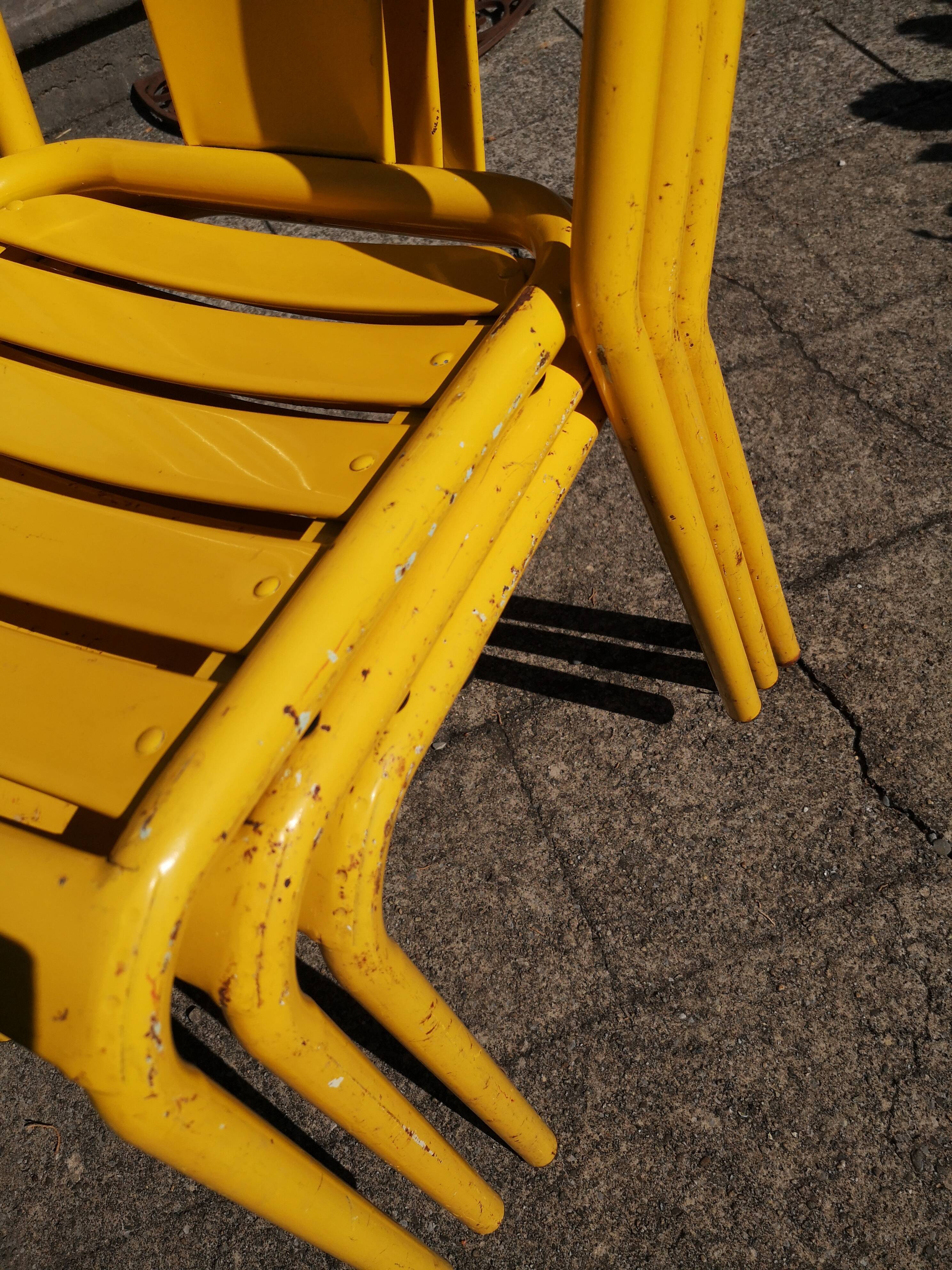 Lot of 4 chairs tolix model t4