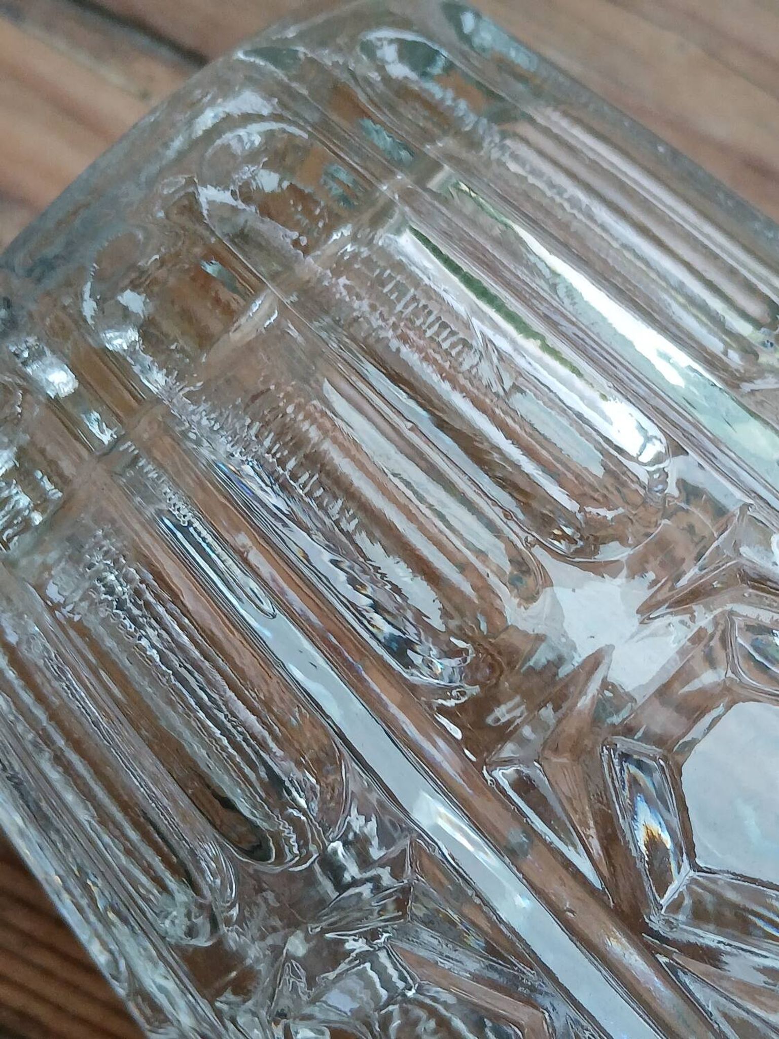 Vase en verre, motif "octogones"