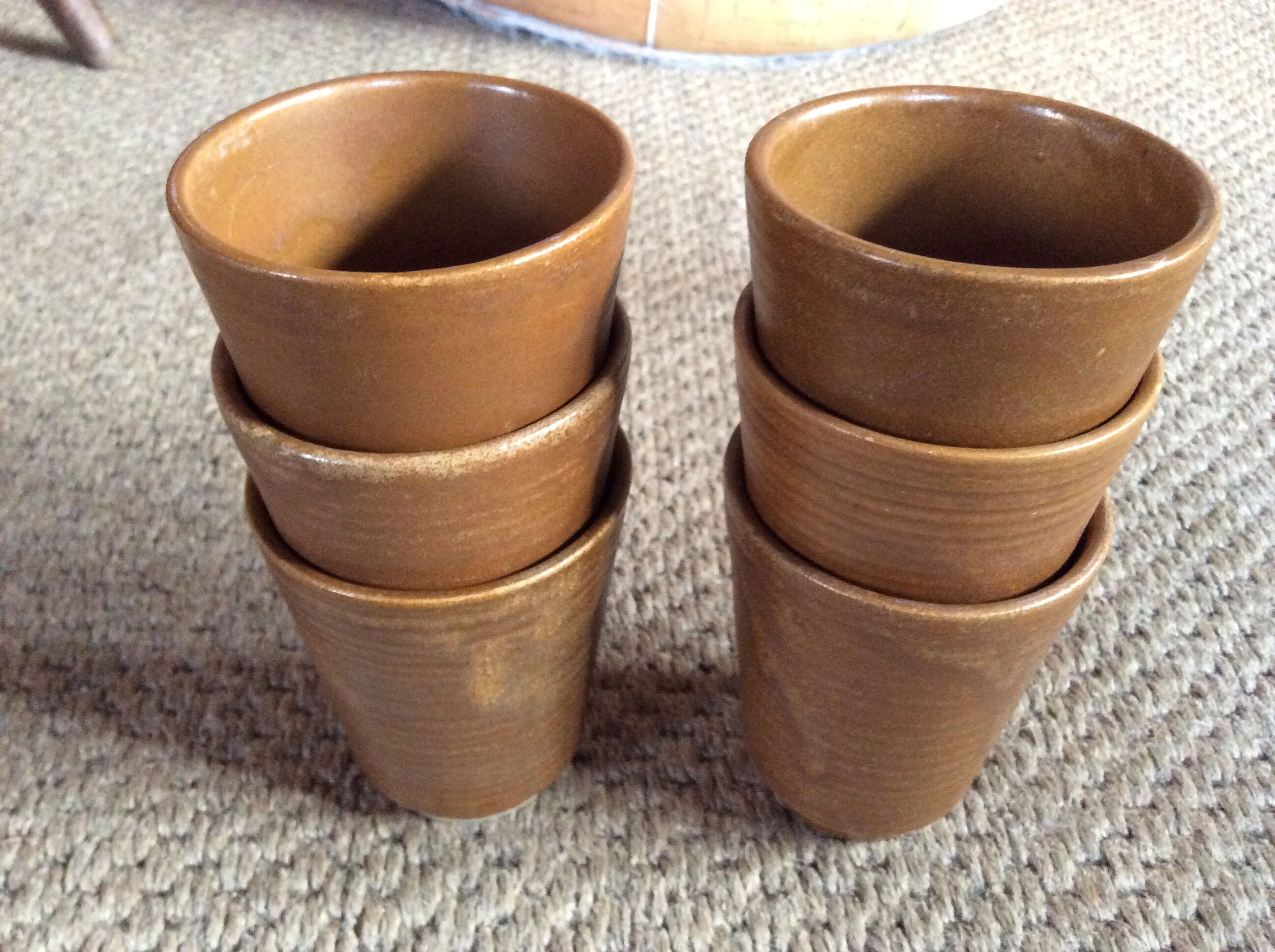 Série de 6 tasses en grès