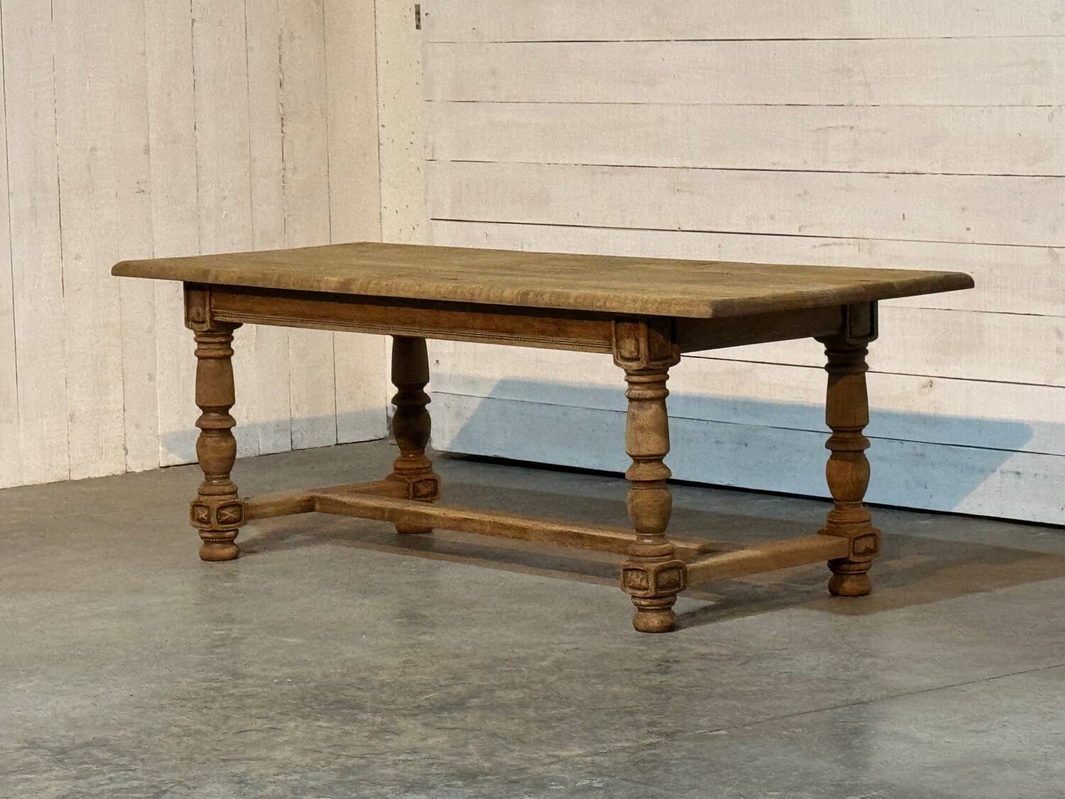 Farmhouse table