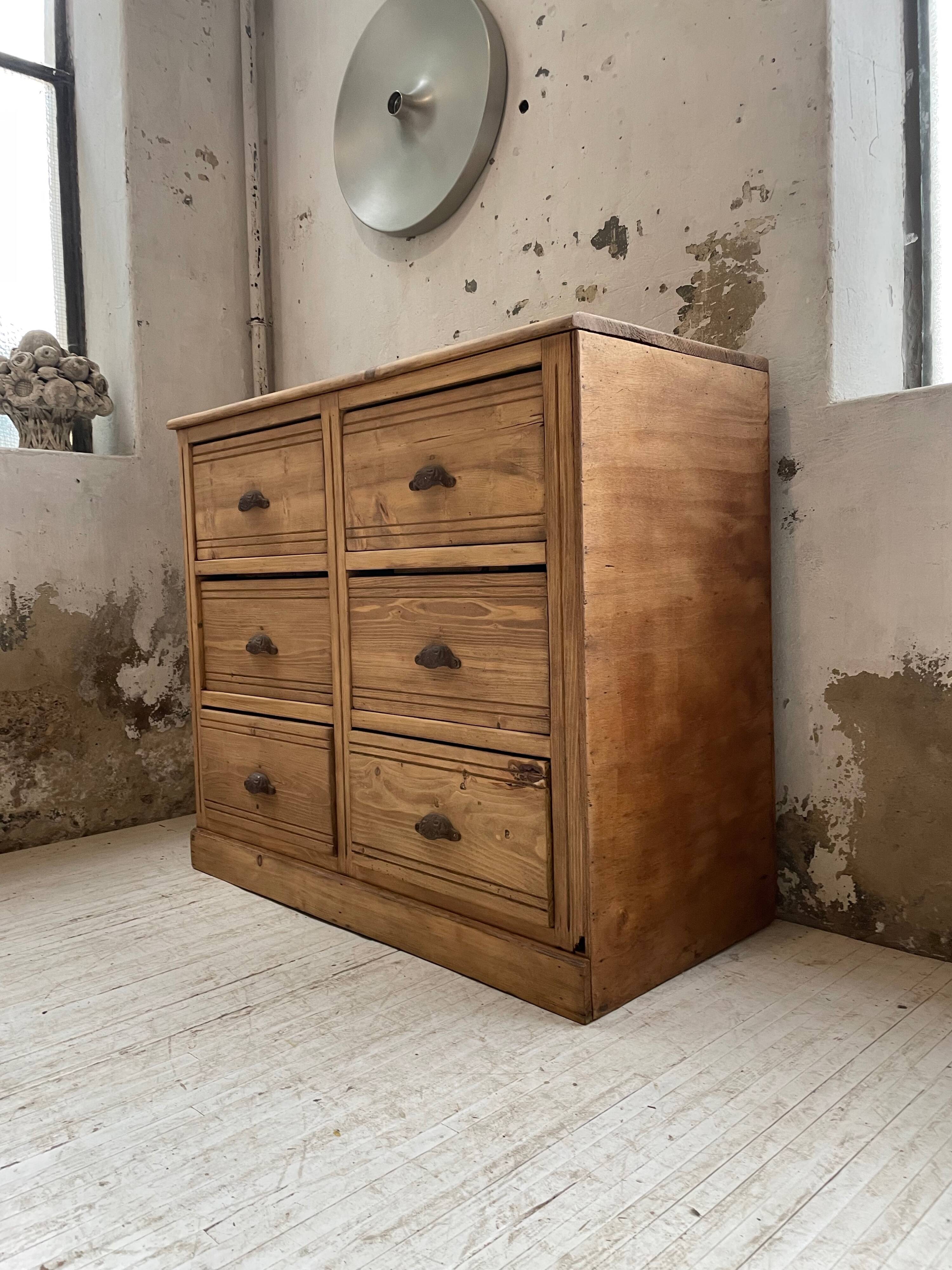 Convenient pine workshop furniture