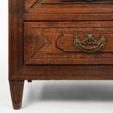 Antique hand crafted en carved chest of drawers in oak, ca. 1800
