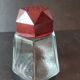 Art Deco glass and bakelite powder shaker in burgundy – 1940s/50s