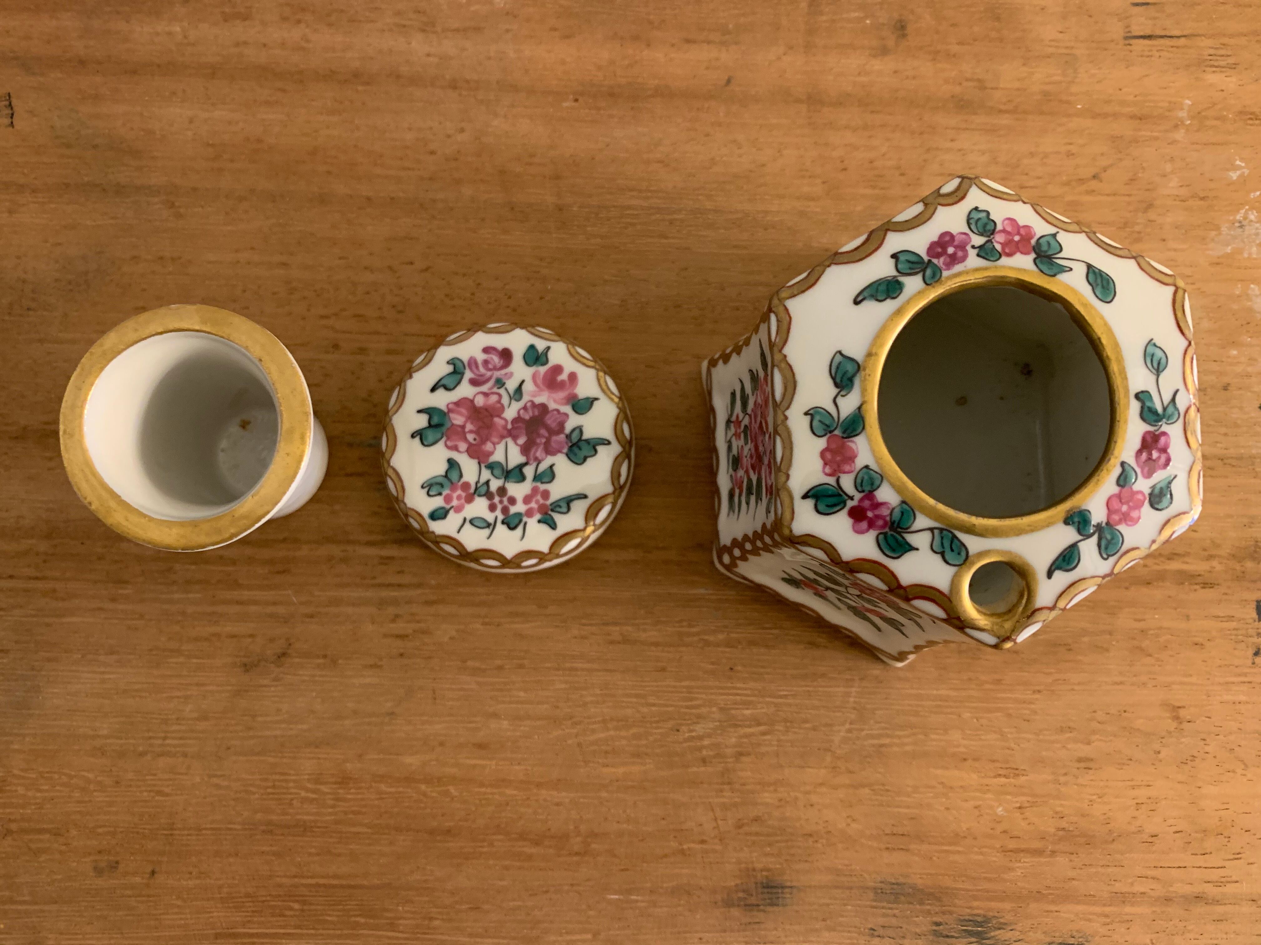 20th century polychrome porcelain inkwell floral decoration