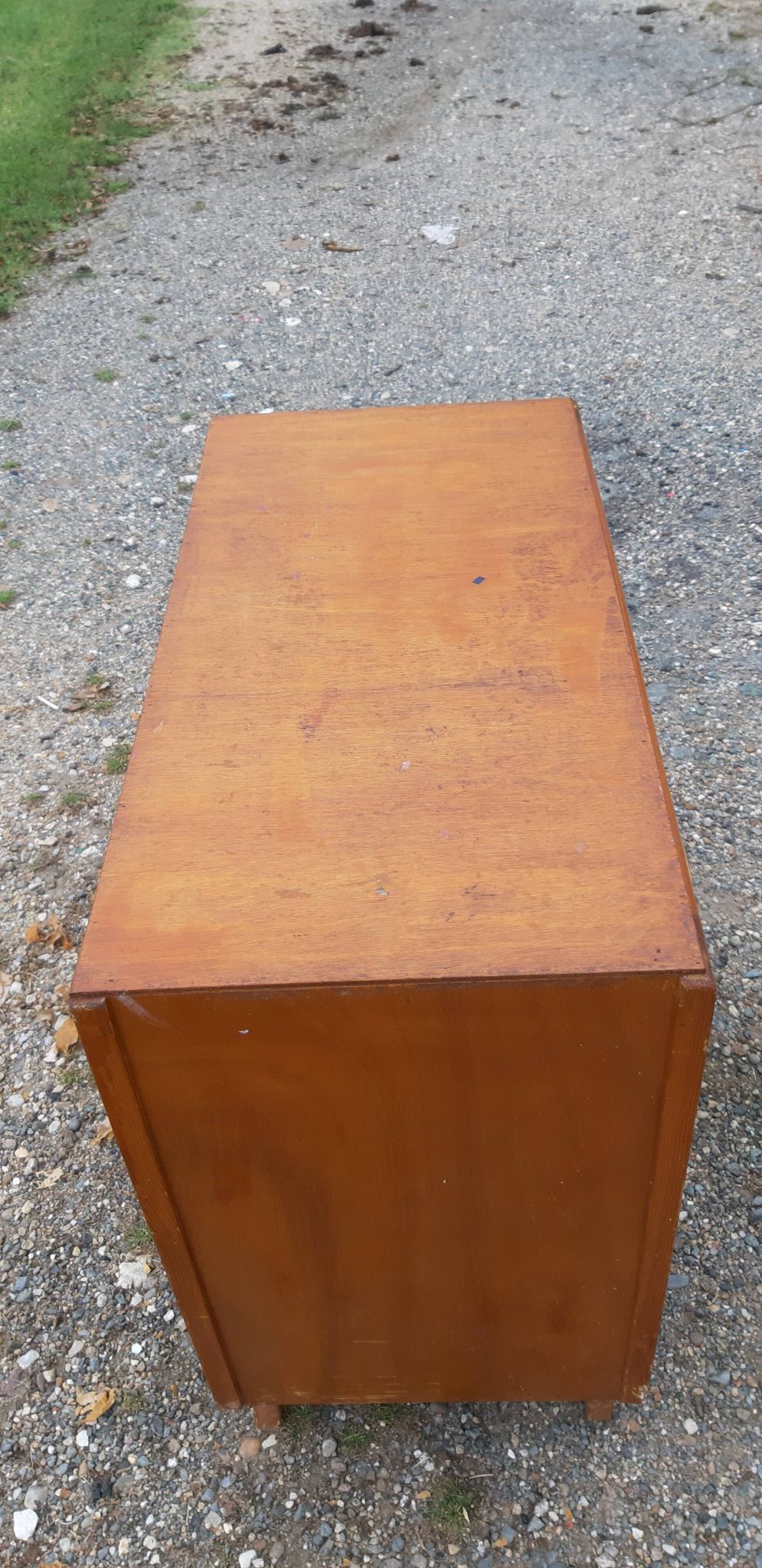 Vintage chest of drawers of the 50s in wood